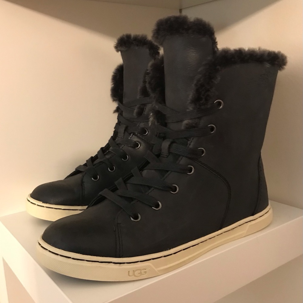 UGG Croft Luxe Black Leather Women's Lace-Up Fur Boots